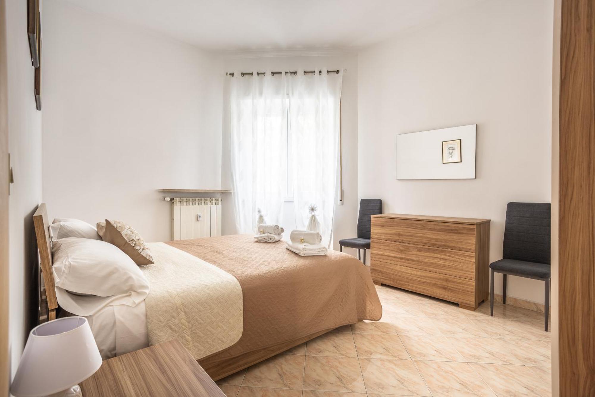 Portside Aparthotel Roma Esterno foto